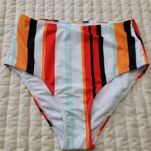 Bikini Bottom size M NWT